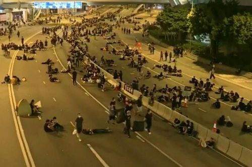 Hành động đẹp của người Hong Kong sau biểu tình khiến thế giới ngưỡng mộ