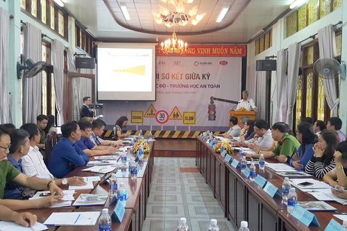 Chuyển biến tích cực từ dự án 'Giảm tốc độ - Trường học an toàn'