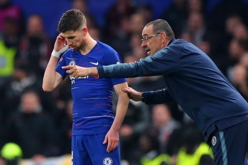 HLV Sarri tiết lộ cầu thủ sẽ đá ở vai trò của Jorginho tại Juventus