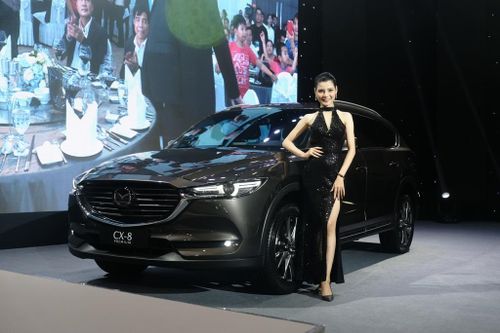 Mazda CX-8 giá từ 1,15 tỷ có gì để cạnh tranh ở 'sân chơi' SUV 7 chỗ