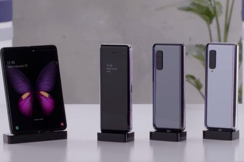 Galaxy Fold xuất hiện trên thị trường vào thời điểm bất ngờ