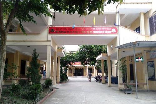 Nữ điều dưỡng trung tâm y tế huyện bị đôi nam nữ hành hung