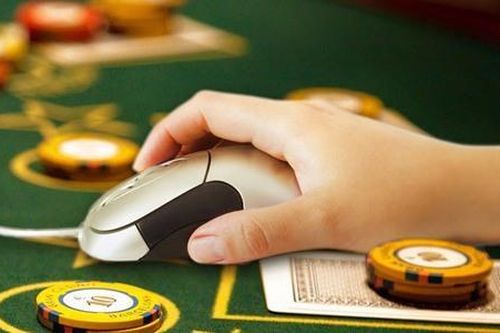 Người phụ nữ cầm đầu đường dây đánh bạc 30 tỷ đồng