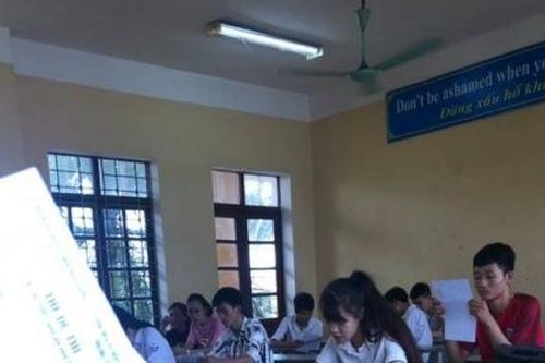 Thí sinh không đến đăng ký dự thi sẽ được đăng ký trước 7h00 ngày mai 25/6