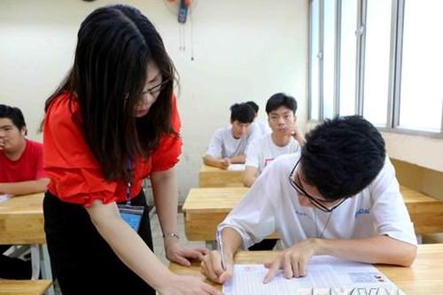 Thi THPT Quốc gia 2019: Hơn 74.000 thí sinh Hà Nội làm thủ tục thi