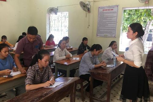 Nghệ An: Hơn 153 thi sinh vắng mặt trong ngày thi đầu tiên