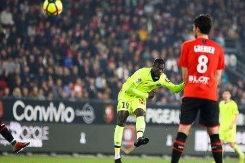 PSG muốn mua Nicolas Pepe thế chỗ Neymar