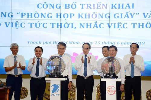 TP.HCM triển khai 'phòng họp không giấy'