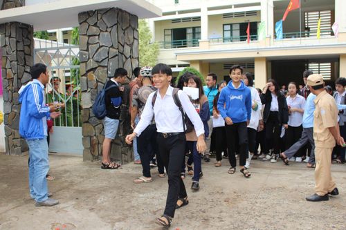 Thí sinh Gia Lai 'thở phào' vì môn Toán không quá khó
