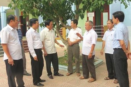 Đại biểu HĐND tỉnh tiếp xúc cử tri tại huyện Thanh Thủy