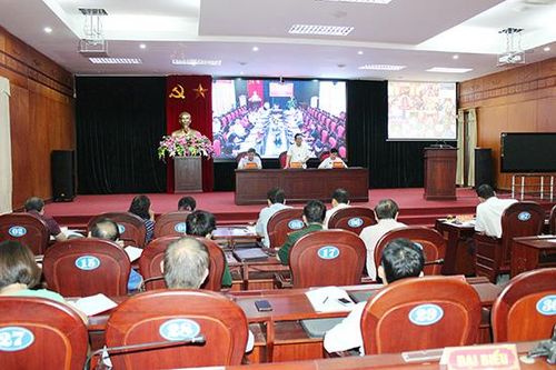 Hội nghị giao ban công tác cơ quan Đảng, đoàn thể và các huyện, thành ủy, đảng ủy trực thuộc 6 tháng đầu năm 2019