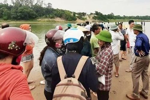 Tìm thấy 2 thi thể nam sinh trong vụ 3 nam sinh đuối nước