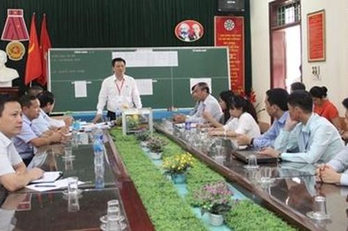 Người dân ngắt wifi, cam kết không photo 'phao' thi tại nhiều điểm thi