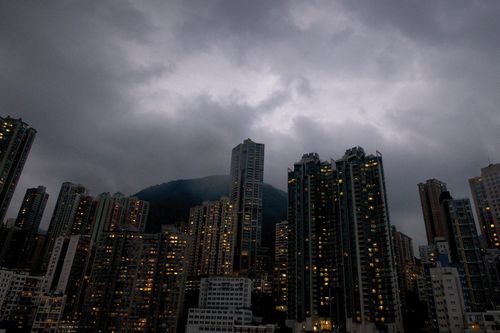 Khát nhà, người Hong Kong tính sống trong căn hộ 'ma ám'
