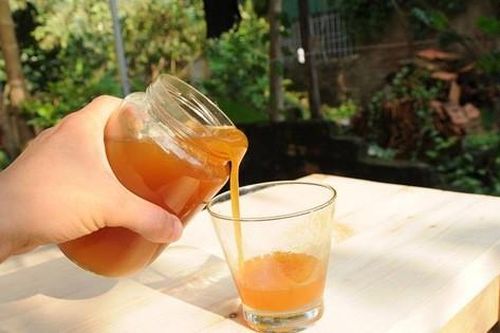 Từ vụ bé 6 tháng tuổi mất mạng vì mật ong, chuyên gia cảnh báo không dùng tùy tiện
