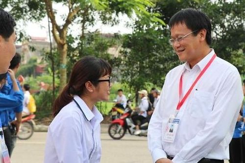 Thứ trưởng Bộ GD&ĐT: 'Qua được một ngày thi rồi, chúng ta vẫn không chủ quan'