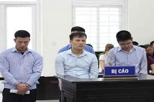 Cướp ô tô, bán lấy tiền mua ma túy
