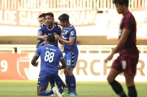 Bình Dương vào chung kết AFC Cup gặp Hà Nội