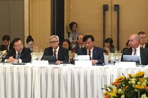 'Tuổi nghỉ hưu của nữ và nam nên bằng nhau'
