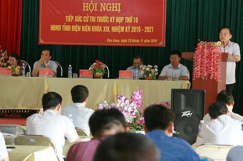 Chủ tịch UBND tỉnh Mùa A Sơn tiếp xúc cử tri xã Chà Cang