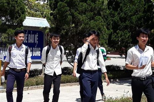 Kết thúc ngày thi thứ hai kì thi THPT quốc gia 2019: Nhiều thí sinh vắng thi không có lí do