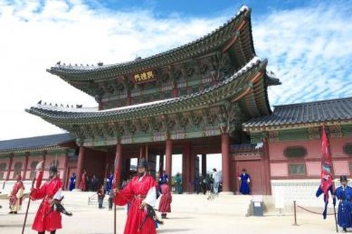 Nhiều hoạt động sôi nổi, tăng cơ hội giao lưu kết nối