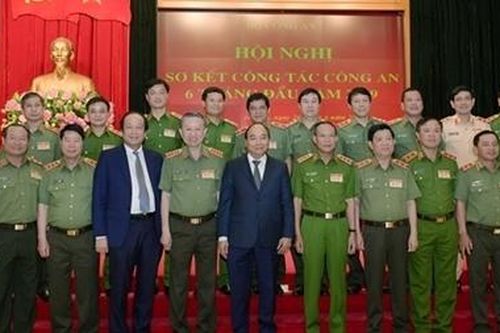 Tiếp tục đẩy lùi các loại tội phạm và vi phạm pháp luật