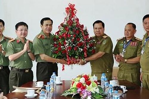 Phối hợp đảm bảo an ninh giữa Công an 2 tỉnh biên giới Việt Nam- Lào