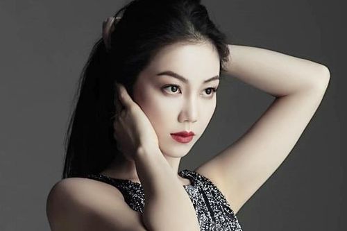 Kim Ok Bin - nữ hoàng cảnh nóng vướng tin ngoại tình với Song Joong Ki