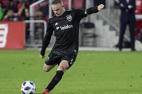 NGOẠN MỤC: Wayne Rooney lập siêu phẩm sút xa từ sân nhà ở MLS