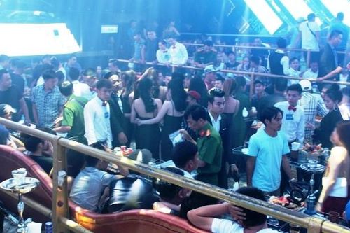 Phạt hơn 160 triệu đồng các đối tượng sử dụng ma túy trong quán bar