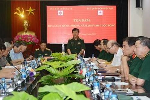 Cục Dân quân tự vệ và Báo Quân đội nhân dân phối hợp tổ chức tọa đàm 'Đưa Luật Quốc phòng năm 2018 vào cuộc sống'