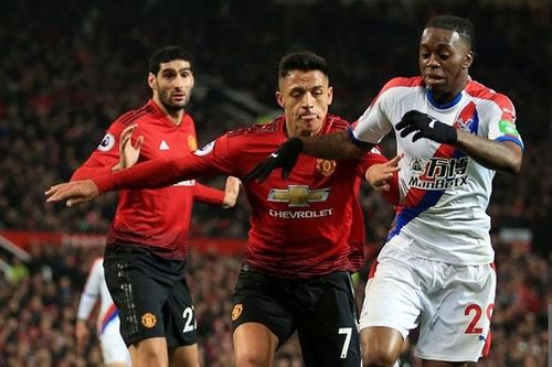 Quỷ đỏ dành ngoại lệ chưa từng có cho Wan-Bissaka
