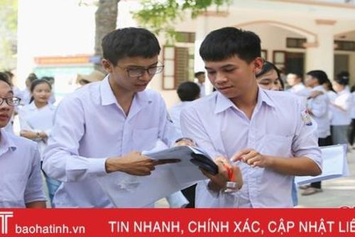 Sáng nay, hơn 12.500 thí sinh Hà Tĩnh thi tổ hợp khoa học xã hội
