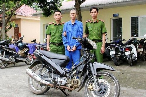 Kẻ bịt mặt, dùng súng ngắn cướp ngân hàng lộ diện sau 92 giờ gây án