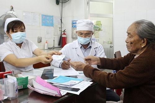 Tạo lòng tin của người dân với bảo hiểm y tế