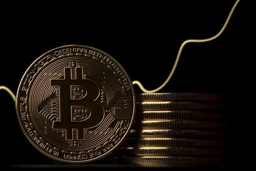 Vượt 13.000 USD, giá Bitcoin cao nhất 1 năm rưỡi