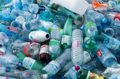 Hà Nội thải ra môi trường gần 60 tấn rác thải nhựa mỗi ngày