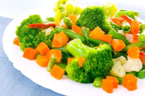 Muốn mâm cơm ngày hè hấp dẫn và đủ chất, cần chú ý điều gì?