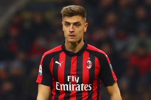 AC Milan bị cấm dự cúp châu Âu mùa tới