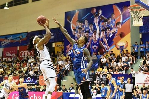 VBA 2019: Thang Long Warriors thắng trận derby
