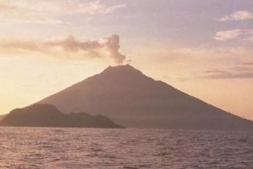 Thêm một núi lửa ở Papua New Guinea 'thức giấc'