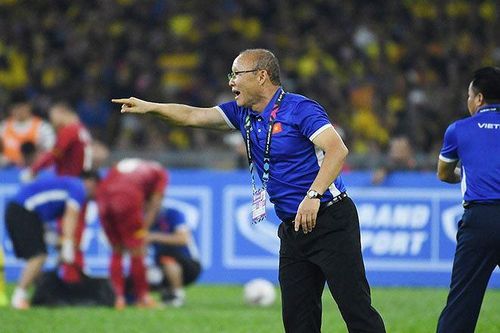 HLV Park Hang Seo: 'Tôi không bị ám ảnh bởi tiền lương'