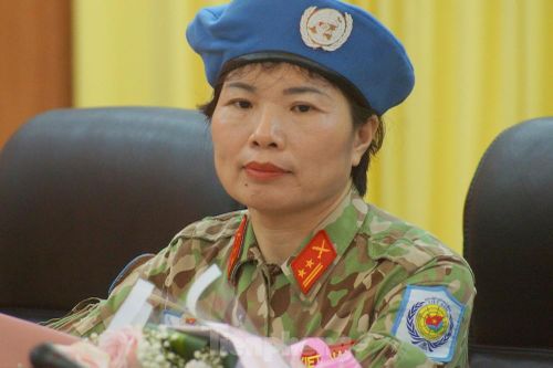 Nữ sĩ quan Việt Nam thứ hai đi gìn giữ hòa bình thế giới