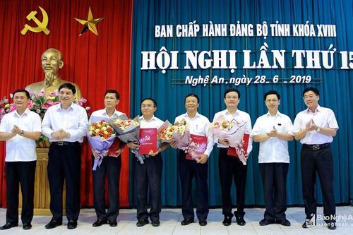Nghệ An công bố quyết định chỉ định 6 Ủy viên Ban Chấp hành Đảng bộ tỉnh nhiệm kỳ 2015 - 2020