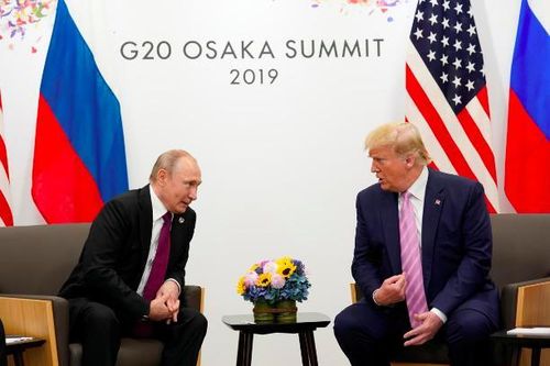 TT Trump 'bắn tin' tới TT Putin: 'Đừng can thiệp vào bầu cử Mỹ'