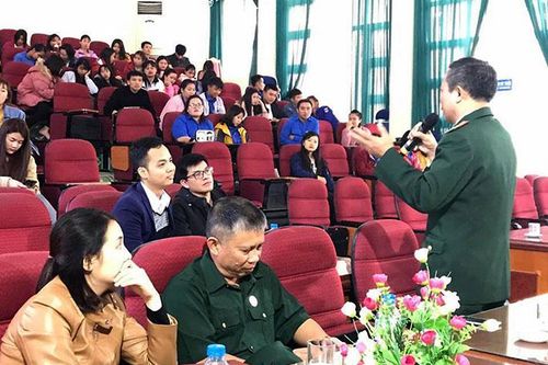 Cựu chiến binh tham gia giáo dục, bồi dưỡng thế hệ trẻ