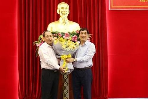 Đồng chí Hoàng Công Thủy trúng cử chức danh Phó Bí thư Tỉnh ủy nhiệm kỳ 2015-2020 với phiếu tín nhiệm đạt 100%