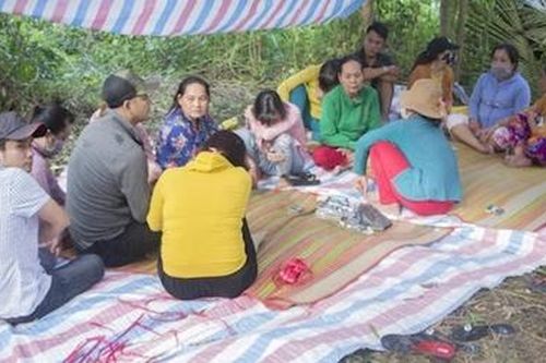 Nhóm 'quý bà' bị bắt trên chiếu bạc ở Vĩnh Long