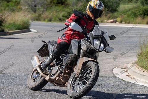'Xế phượt' KTM 390 Adventure 2019 sắp lần đầu ra mắt